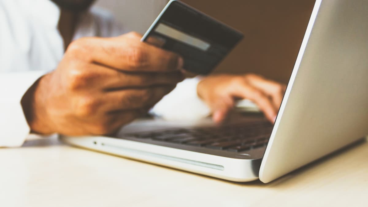 Sell Digital Products Online — A No-Nonsense Guide for First-Time Sellers